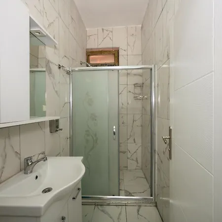 Xalila Only For Men, In Hostel *