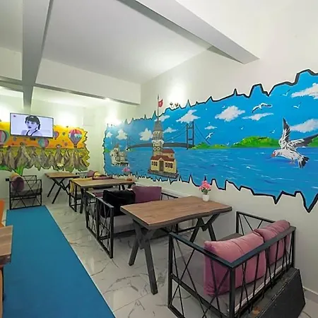 Auberge de jeunesse Xalila Only For Men, In *