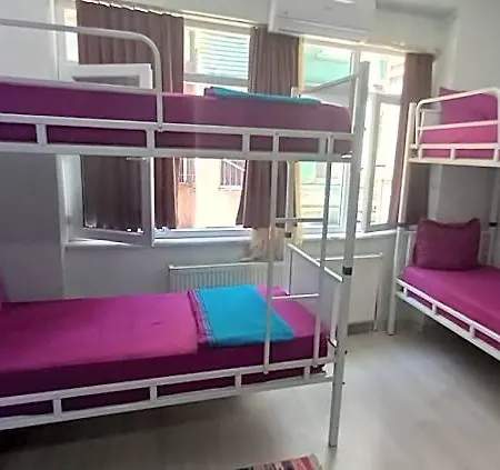 Xalila Only For Men, In Hostel