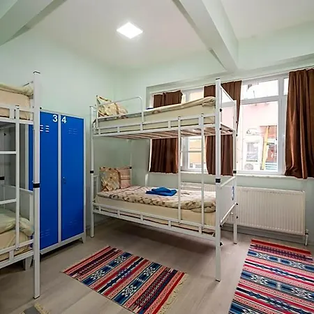 Auberge de jeunesse Xalila Only For Men, In